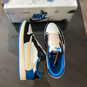 Jordan 1 low X Travis Scott Fragment Sz 10M